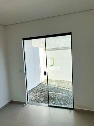 Imagem Sobrado com 2 Quartos à Venda, 100 m² em Espinheiros - Itajaí Imagem Sobrado com 2 Quartos à Venda, 100 m² em Espinheiros - Itajaí