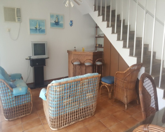 Imagem Imóvel com 3 Quartos à Venda, 320 m² em Pitangueiras - Guarujá Imagem Imóvel com 3 Quartos à Venda, 320 m² em Pitangueiras - Guarujá