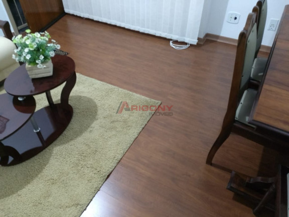 Imagem Apartamento com 2 Quartos à Venda, 66 m² em Centro - Santa Maria