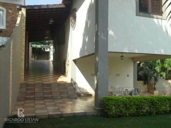 Imagem Casa com 4 Quartos à Venda, 440 m² em Vila Santista - Atibaia Imagem Casa com 4 Quartos à Venda, 440 m² em Vila Santista - Atibaia