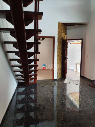 Casa com 4 Quartos para Alugar, 178 m² em Parque Residencial Jaguari - Americana