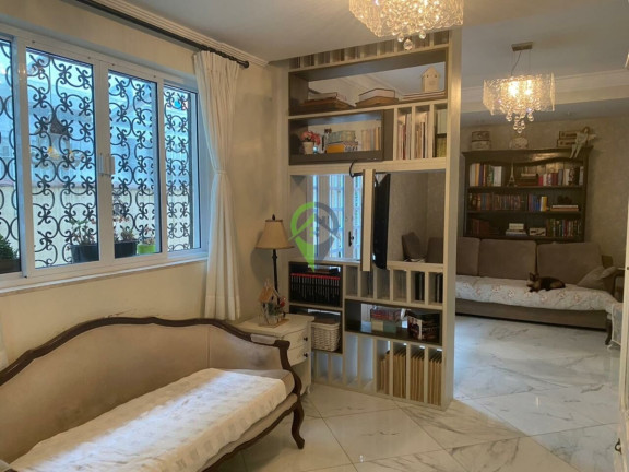 Imagem Casa com 3 Quartos à Venda, 210 m² em Embaré - Santos Imagem Casa com 3 Quartos à Venda, 210 m² em Embaré - Santos