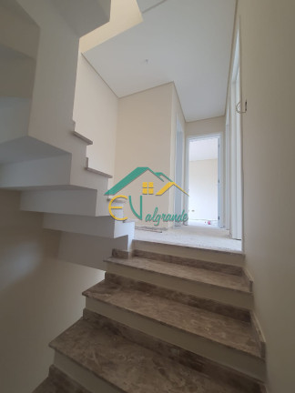 Imagem Sobrado com 3 Quartos à Venda, 115 m² em Tingui - Curitiba Imagem Sobrado com 3 Quartos à Venda, 115 m² em Tingui - Curitiba