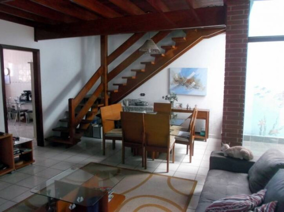 Imagem Sobrado com 5 Quartos à Venda, 315 m² em Centro - Peruíbe Imagem Sobrado com 5 Quartos à Venda, 315 m² em Centro - Peruíbe