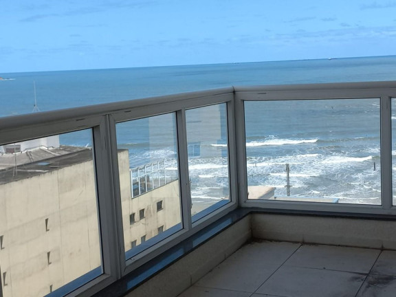 Imagem Apartamento com 3 Quartos à Venda, 140 m² em Pitangueiras - Guarujá