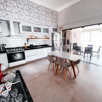 Imagem Casa com 3 Quartos à Venda, 137 m² em Jardim Piratininga Ii - Franca