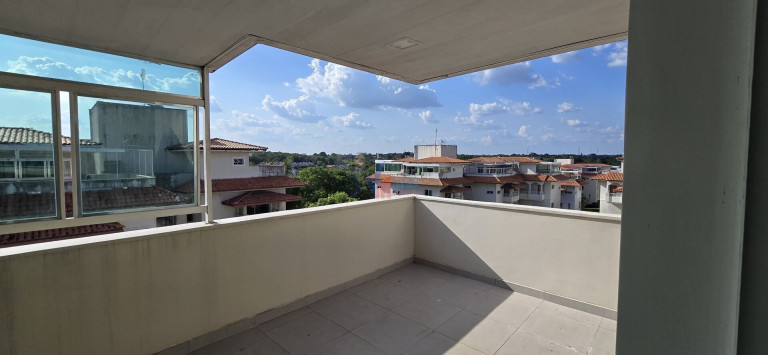 Imagem Cobertura com 3 Quartos para Alugar, 190 m² em Flores - Manaus Imagem Cobertura com 3 Quartos para Alugar, 190 m² em Flores - Manaus