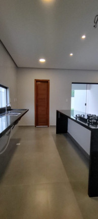 Imagem Casa com 3 Quartos à Venda, 190 m² em Ponta Negra - Manaus