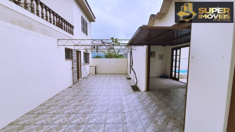 Imagem Casa com 3 Quartos à Venda, 360 m² em Centro - Pelotas
