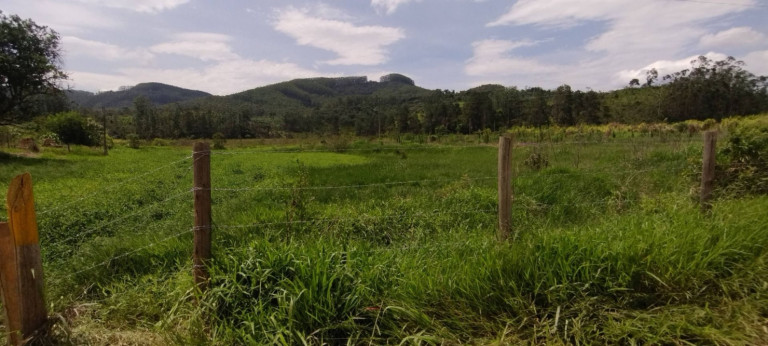 Imagem Fazenda à Venda, 150 m² em Parque Das Alamedas - Guaratinguetá