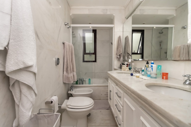 Apartamento com 2 Quartos à Venda, 130 m² em Santa Cecília - São Paulo