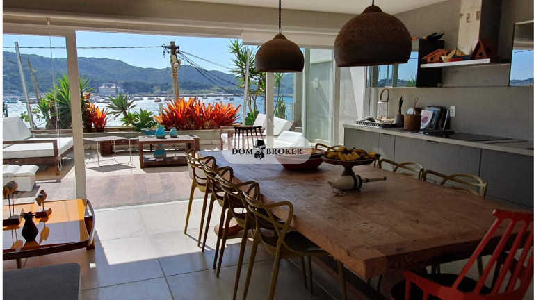 Imagem Casa com 4 Quartos à Venda, 250 m² em Praia Dos Anjos - Arraial Do Cabo
