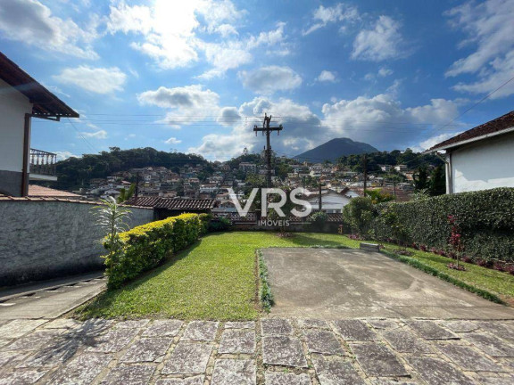 Imagem Casa com 3 Quartos à Venda, 238 m² em Tijuca - Teresópolis Imagem Casa com 3 Quartos à Venda, 238 m² em Tijuca - Teresópolis