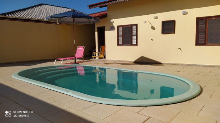 Imagem Casa com 4 Quartos para Temporada, 180 m² em Balneário Cambiju - Itapoá Imagem Casa com 4 Quartos para Temporada, 180 m² em Balneário Cambiju - Itapoá
