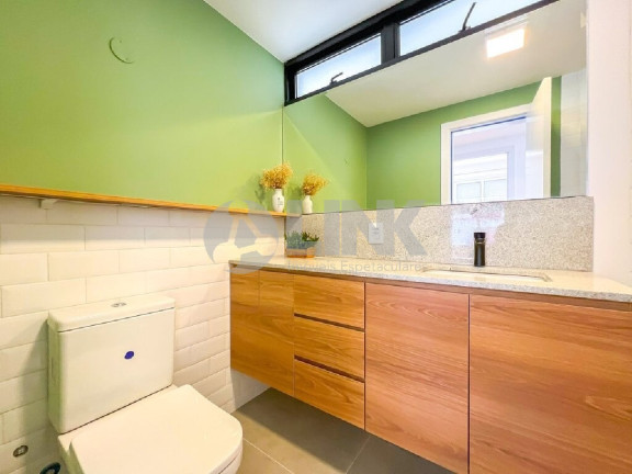 Imagem Apartamento com 2 Quartos à Venda, 100 m² em Moinhos De Vento - Porto Alegre