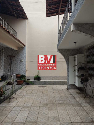 Imagem Casa com 3 Quartos à Venda, 272 m² em Vila Da Penha - Rio De Janeiro Imagem Casa com 3 Quartos à Venda, 272 m² em Vila Da Penha - Rio De Janeiro