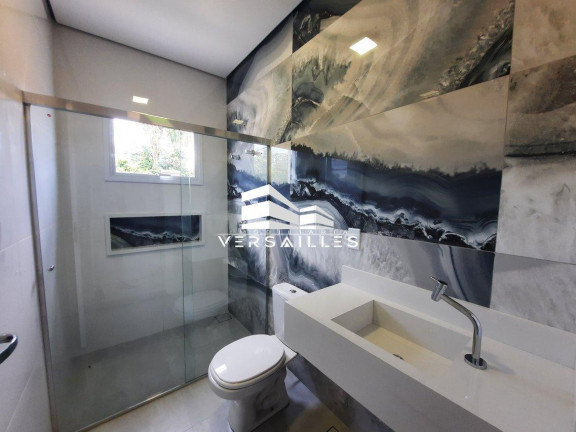 Imagem Casa com 3 Quartos à Venda, 222 m² em Aeroclube - Porto Velho