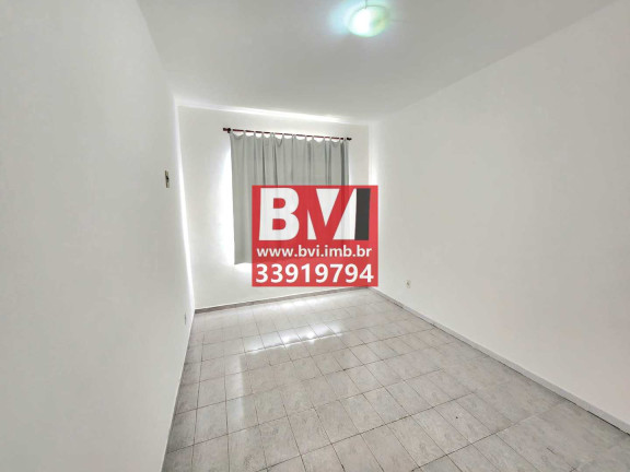 Imagem Casa com 3 Quartos à Venda, 250 m² em Jardim América - Rio De Janeiro Imagem Casa com 3 Quartos à Venda, 250 m² em Jardim América - Rio De Janeiro