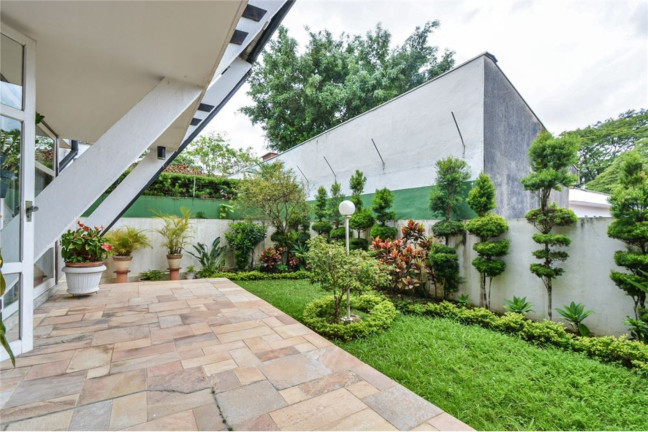 Imagem Casa com 4 Quartos à Venda,  em Morumbi - São Paulo