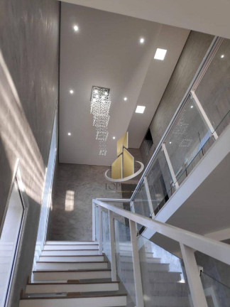 Sobrado com 3 Quartos à Venda, 290 m² em Urbanova - São José Dos Campos