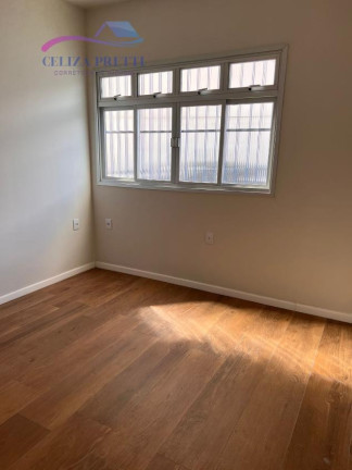 Imagem Casa com 5 Quartos à Venda, 260 m² em Centro De Vila Velha - Vila Velha
