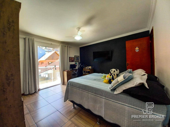 Imagem Casa com 4 Quartos à Venda, 221 m² em Bom Retiro - Teresópolis Imagem Casa com 4 Quartos à Venda, 221 m² em Bom Retiro - Teresópolis