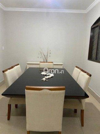 Imagem Casa com 3 Quartos à Venda, 220 m² em Jardim Das Esmeraldas - Goiânia Imagem Casa com 3 Quartos à Venda, 220 m² em Jardim Das Esmeraldas - Goiânia
