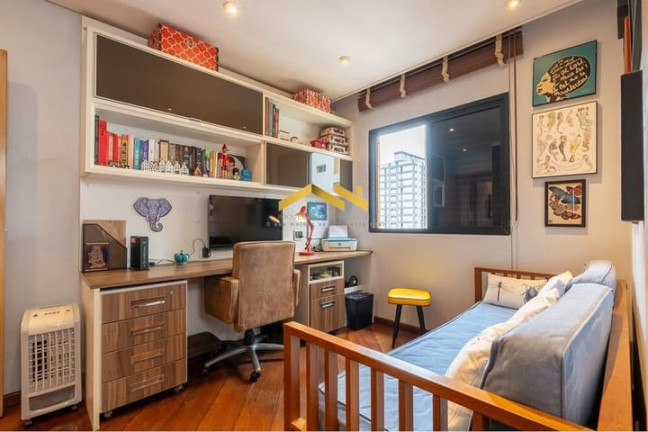 Imagem Apartamento com 4 Quartos à Venda, 141 m² em Moema - São Paulo