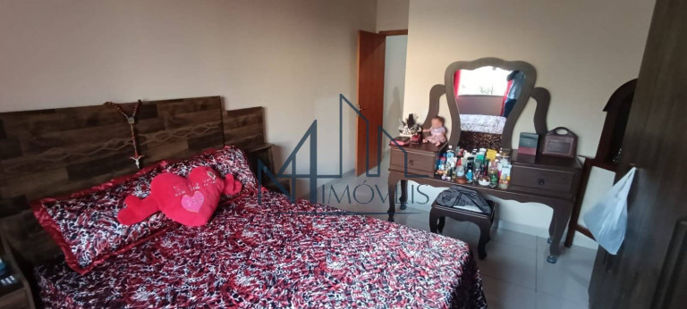 Imagem Casa com 3 Quartos à Venda, 210 m² em Pontal Sul - Acréscimo - Aparecida De Goiânia