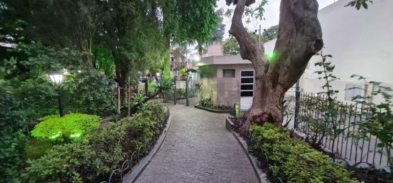 Apartamento com 2 Quartos à Venda, 49 m² em Aclimação - São Paulo