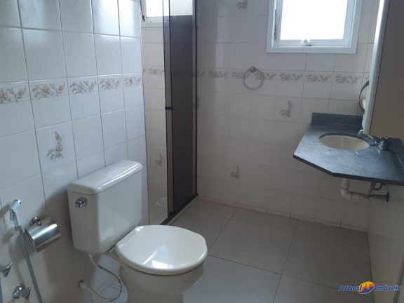 Imagem Imóvel com 2 Quartos à Venda, 84 m² em Várzea - Teresópolis Imagem Imóvel com 2 Quartos à Venda, 84 m² em Várzea - Teresópolis