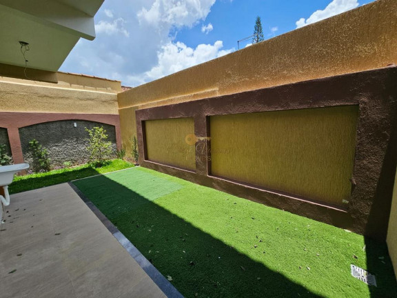 Imagem Casa com 3 Quartos à Venda, 116 m² em Nossa Senhora De Fátima - Teresópolis