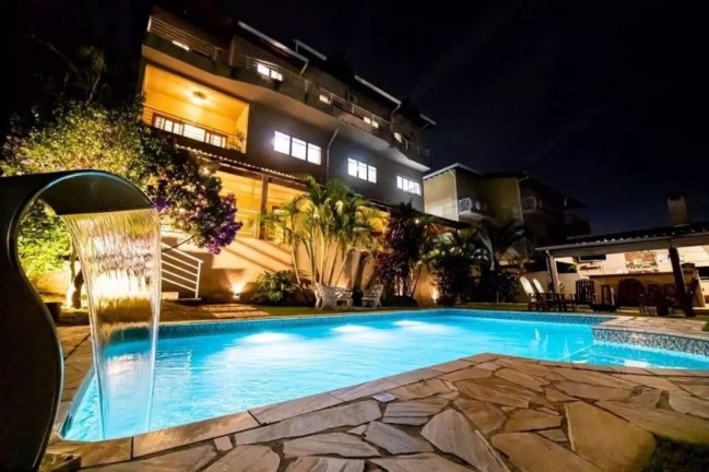Casa com 4 Quartos à Venda, 456 m² em Parque Das Artes - Embu Das Artes