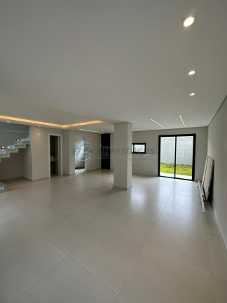 Imagem Sobrado com 3 Quartos à Venda, 139 m² em Eucaliptos - Fazenda Rio Grande