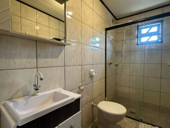 Imagem Casa com 3 Quartos à Venda, 145 m² em Centro - Balneário Barra Do Sul Imagem Casa com 3 Quartos à Venda, 145 m² em Centro - Balneário Barra Do Sul