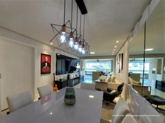 Foto do imóvel Apartamento com 3 Quartos à Venda, 248 m² em Agronômica - Florianópolis