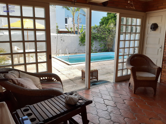 Imagem Casa com 3 Quartos à Venda, 260 m² em Ipanema - Porto Alegre