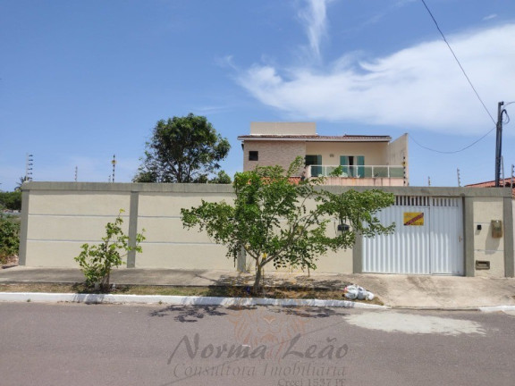 Casa com 4 Quartos à Venda, 350 m² em Aruana - Aracaju