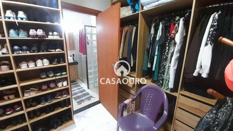 Imagem Casa com 4 Quartos à Venda, 300 m² em Floresta - Belo Horizonte Imagem Casa com 4 Quartos à Venda, 300 m² em Floresta - Belo Horizonte