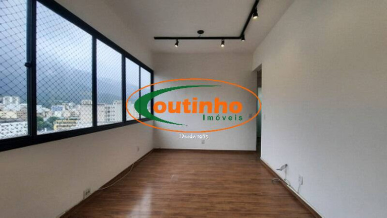 Imagem Apartamento com 3 Quartos à Venda, 81 m² em Tijuca - Rio De Janeiro Imagem Apartamento com 3 Quartos à Venda, 81 m² em Tijuca - Rio De Janeiro