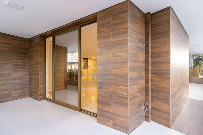 Imagem Apartamento com 3 Quartos à Venda, 233 m² em água Verde - Curitiba
