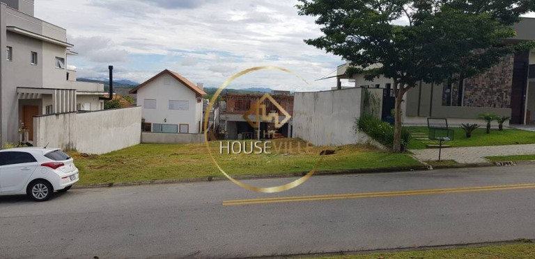 Terreno em Condomínio à Venda, 451 m² em Condomínio Residencial Monte Carlo - São José Dos Campos
