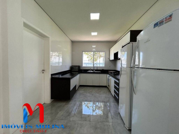 Imagem Casa com 7 Quartos à Venda, 628 m² em Jardim Acapulco - Guarujá Imagem Casa com 7 Quartos à Venda, 628 m² em Jardim Acapulco - Guarujá
