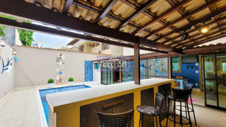 Imagem Imóvel com 4 Quartos à Venda, 262 m² em Freguesia (jacarepaguá) - Rio De Janeiro