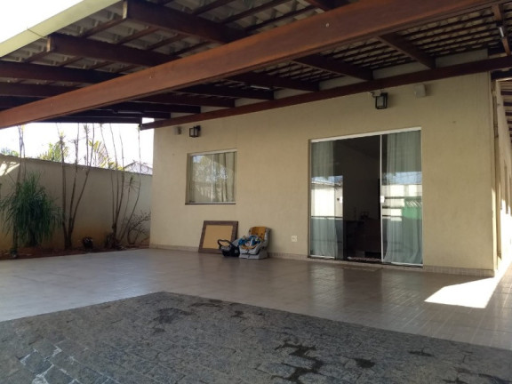 Imagem Casa com 3 Quartos à Venda, 300 m² em Praia - Contagem