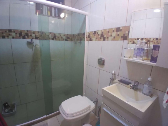 Imagem Casa com 3 Quartos à Venda, 300 m² em Vila Valqueire - Rio De Janeiro