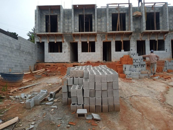 Imagem Sobrado com 2 Quartos à Venda, 76 m² em Vila São Sebastião - Mogi Das Cruzes Imagem Sobrado com 2 Quartos à Venda, 76 m² em Vila São Sebastião - Mogi Das Cruzes