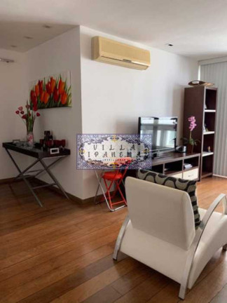 Imagem Apartamento com 3 Quartos à Venda, 121 m² em Leme - Rio De Janeiro