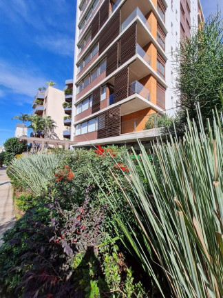 Imagem Imóvel com 2 Quartos à Venda, 104 m² em Petrópolis - Porto Alegre Imagem Imóvel com 2 Quartos à Venda, 104 m² em Petrópolis - Porto Alegre