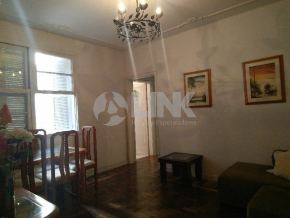 Imagem Apartamento com 2 Quartos à Venda, 73 m² em Santana - Porto Alegre
